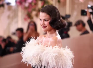 Selena Gomez ha appena mollato il suo iconico bob per l’hairstyle più romantico della primavera