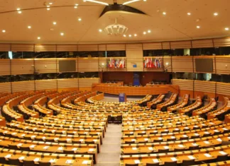 Verso il bilancio 2028-2034: la proposta del Parlamento europeo per investire sul futuro dell’Unione Parlamento Europeo Bilancio - Photo Credits Informazione Facile
