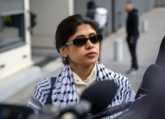 Francia, l’avvocato di Rima Hassan definisce il fermo «completamente illegale» Rima Hassan - Photo Credits ANSA