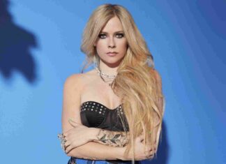 Avril Lavigne ha realizzato una cover del brano “Ironic” di Alanis Morissette per la colonna sonora di un film Avril Lavigne ha realizzato una cover del brano Ironic di Alanis Morissette