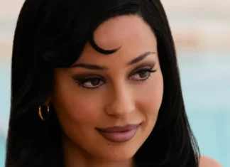 Il revenge eyeliner è il beauty trend più cattivo del 2026 — e sinceramente? Ne avevamo bisogno