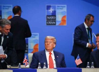 Trump sta iniziando a studiare le possibili ritorsioni contro la Nato: “La Spagna fuori e stop dall’Alleanza”