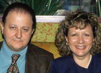 Chi era la moglie di Massimo Boldi, Maria Teresa Selo, e mamma delle sue tre figlie: “Sento ancora la sua presenza”