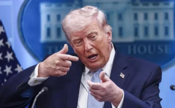 Trump va contro i Repubblicani che hanno votato per il ritiro dall’Iran: “Sono cattivi e antipatriottici”