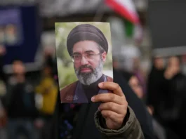 L’ayatollah Khamenei ha rotto il silenzio: “Il Golfo non sarà più sicuro per gli USA”