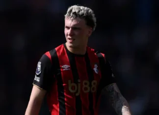 Alex Jimenez fuori rosa dal Bournemouth: emersi messaggi inappropriato con una 15enne Alex Jimenez - Photo Credits Sky Sports
