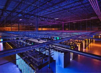 Data center in espansione: l’IA diventa il mezzo per la nascita di nuovi posti di lavoro? IA Lavoro - Photo Credits 01net (modificato con Canva)