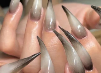 Le wolf claws sono le unghie più assurde (e particolari) del 2026