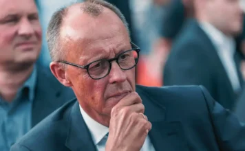 Aumentano le pressioni su Merz dopo la mancata elezione della Germania al Consiglio di Sicurezza dell’ONU Merz Ucraina - Photo Credits alanews (modificato con Canva)