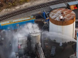Orange County, segnalata fuga di sostanze chimiche: esplosione esclusa, ma il pericolo persiste Orange County - Photo Credits CBS