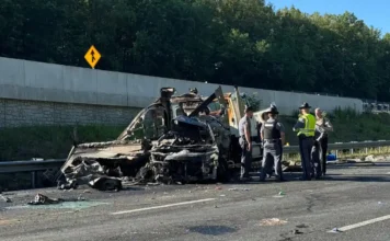 USA, autista coinvolto in un incidente mortale in Virginia: l’uomo è accusato di omicidio colposo Virginia Incidente Autobus - Photo Credits Boston 25 News