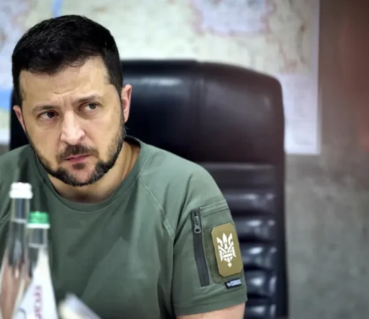 Guerra in Ucraina: secondo Zelensky, un importante accordo sui droni attende la firma di Trump