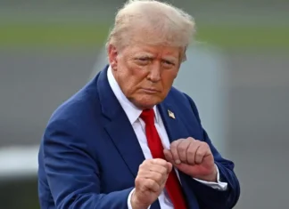 Il deputato Thomas Massie perde le primarie repubblicane del Kentucky contro Ed Gallrein, un’altra vittoria per Trump