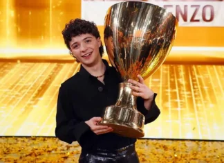 Chi è Lorenzo Salvetti, il vincitore di Amici 2026: i genitori, X factor, le balbuzie e il premio da 150mila euro