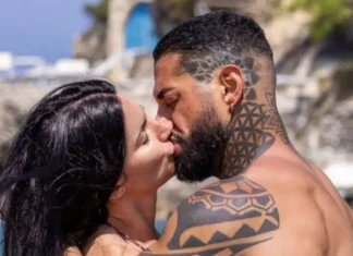 Manuela Carriero è in crisi con il fidanzato, chi è Francesco Chiofalo e perché è fissato con la chirurgia estetica