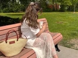 Le slip skirt sono ufficialmente la nuova uniforme hot girl dell’estate 2026