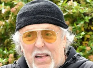 Chi è Simonetta Benincasa, la moglie di Maurizio Mattioli (arrivata dopo le due ex Patrizia e Barbara) Chi è la moglie di Maurizio Mattioli