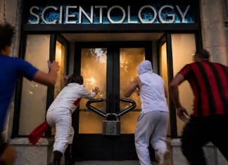 Lo “Speedrun Scientology”, il trend social che sta mettendo a rischio la massima segretezza del culto fondato da Ron Hubbard