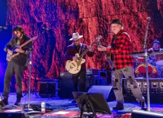 Neil Young, il brand di moda Chrome Hearts ha ritirato la causa contro il cantautore e la sua band Chrome Hearts, il brand di moda ritira la causa contro Neil Young e la sua band