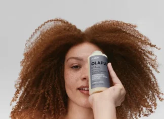 Olaplex entra ufficialmente nella curl era: i nuovi shampoo e conditioner stanno cambiando la wash routine delle curly girls