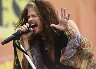 Steven Tyler, respinte le accuse di violenza sessuale intentate da una donna Steven Tyler, respinte le cause di violenza sessuale intentate da una donna