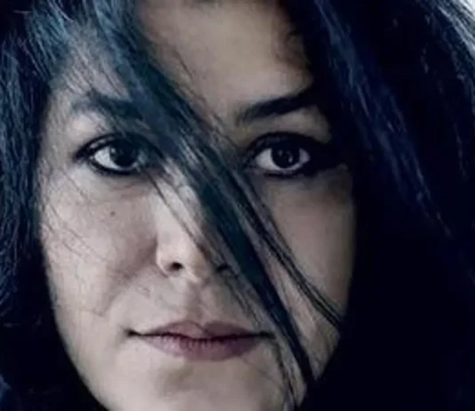 Addio all’autrice franco-iraniana Marjane Satrapi, scomparsa a cinquantasei anni: in “Persepolis”, aveva raccontato l’Iran post-rivoluzione