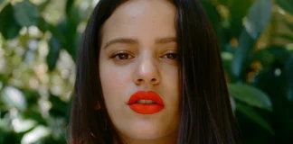 Rosalía ha rinviato le tre date in Florida del LUX World Tour a causa di un’emergenza familiare