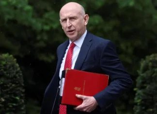 Gran Bretagna: si dimette Healey, il ministro della Difesa, altro duro colpo per Starmer