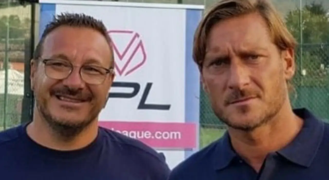 sotto accusa il fratello di francesco totti riccardo per aver svuotato i conti della totti160soccer school da Metropolitanmagazine.it sotto accusa il fratello di francesco totti riccardo per aver svuotato i conti della totti160soccer school