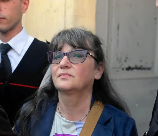 Ricoverata d’urgenza per overdose di farmaci Daniela Ferrari, la madre di Andrea Sempio: avrebbe tentato il suicidio