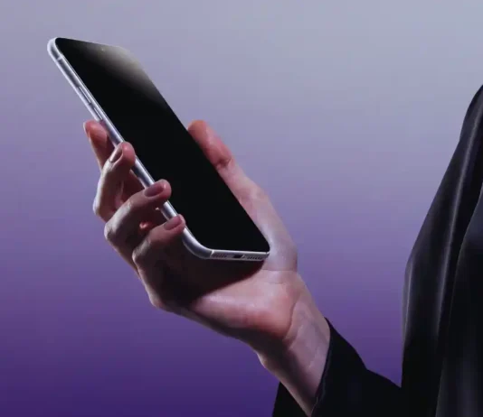 Le cover possono contribuire a surriscaldare il telefono: quali sono i materiali da evitare? Cover Telefono - Realizzato con Canva