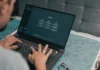 Florida, James Uthmeier fa causa a OpenAI: «Per loro il profitto vale più della sicurezza» Florida OpenAI - Realizzato con Canva