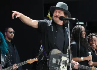Eddie Vedder ha presentato una nuova canzone, intitolata “Better Believe”