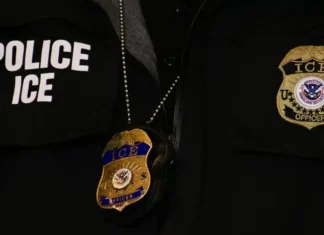 USA, stretta sulle politiche anti-immigrazione: vietati all’ICE gli arresti nei tribunali ICE Arresti - Photo Credits RaiNews