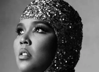 Lizzo sta ridefinendo le sue priorità dopo i risultati deludenti di “Bitch”, e tira in ballo Taylor Swift