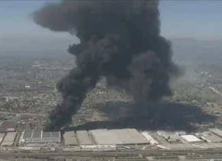 Los Angeles, dichiarato stato di emergenza causa incendio: il punto della situazione Los Angeles Emergenza - Photo Credits KTLA