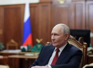 Guerra Russia-Ucraina, Putin ammette che il Paese sta affrontando «un periodo difficile» Putin Petrolio - Photo Credits Tvsvizzera.it