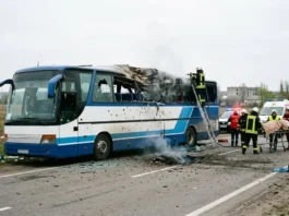 Ucraina, drone colpisce autobus nel Donetsk occupato dai russi: 7 morti e 11 feriti Russia Ucraina Drone - Photo Credits TheStarKenya