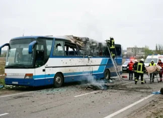 Ucraina, drone colpisce autobus nel Donetsk occupato dai russi: 7 morti e 11 feriti Russia Ucraina Drone - Photo Credits TheStarKenya