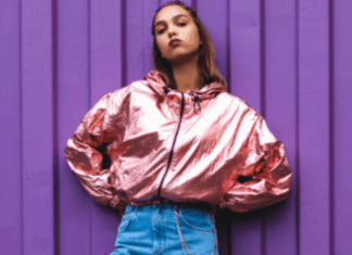 Addio giacca di jeans: quest’estate le It Girls indossano solo il windbreaker