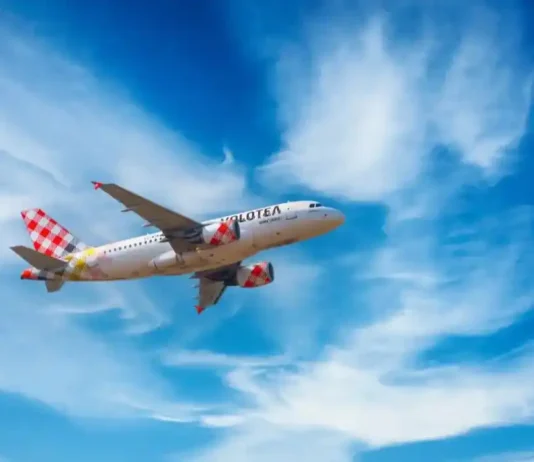 Volotea, la compagnia aerea che modifica i prezzi in base a quelli del petrolio: l’Antitrust non è d’accordo Volotea Antitrust - Photo Credits Business People