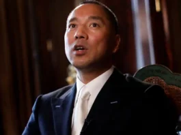 Il magnate cinese e la truffa da un miliardo di dollari: Wengui condannato a 30 anni di carcere Wengui Truffa - Photo Credits Reuters