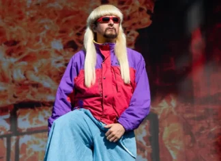 La famiglia di Oliver Tree ha organizzato una cerimonia commemorativa in suo onore