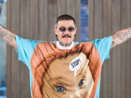 Adrian Appiolaza saluta Moschino dopo due anni