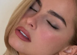 Tutte le It Girl stanno usando questo blush da meno di 20 euro (e il merito è di Nina Park)