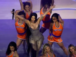 Cardi B commenta la presenza di Trump all’incontro tra i New York Knicks e i San Antonio Spurs: «Si percepiva un’atmosfera un po’ cupa»