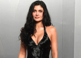 Kylie Jenner denunciata dalla chef privata: “Ero incinta e ho perso il bambino per i turni estenuanti e le condizioni di lavoro”