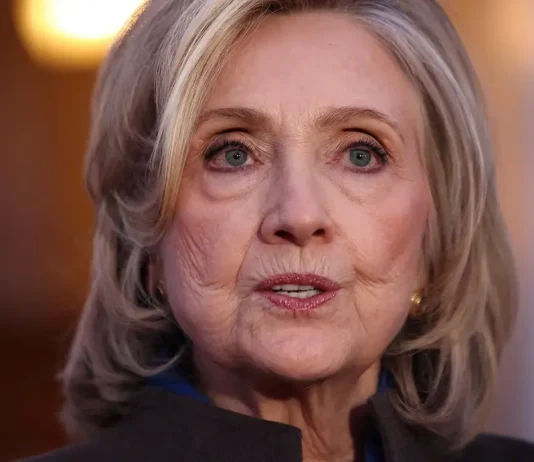 Per Hillary Clinton, la candidatura di Biden alla rielezione è costata ai Democratici le presidenziali del 2024