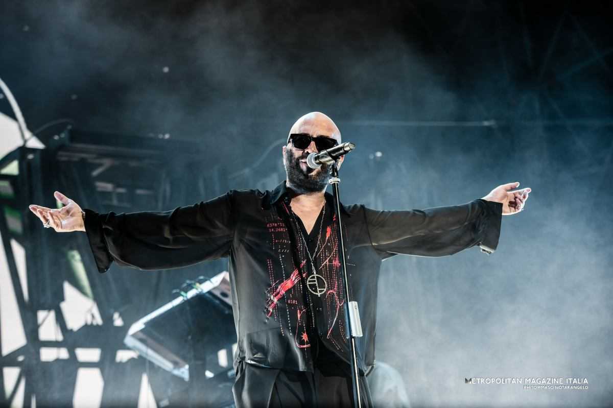negramaro vent8217anni di emozioni e musica al rock in roma photogallery da Metropolitanmagazine.it negramaro vent8217anni di emozioni e musica al rock in roma photogallery