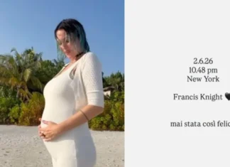 Fiocco azzurro in casa Villain: Rose annuncia la nascita del figlio Francis Knight
